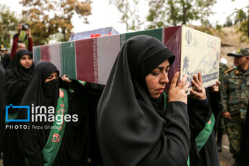 People welcome bodies of anonymous martyrs in southern Iran