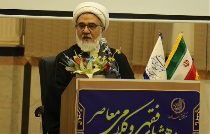 آیتالله جوادی آملی: قضات برای اجرای عدالت با آگاهی از مسائل روز عمل کنند