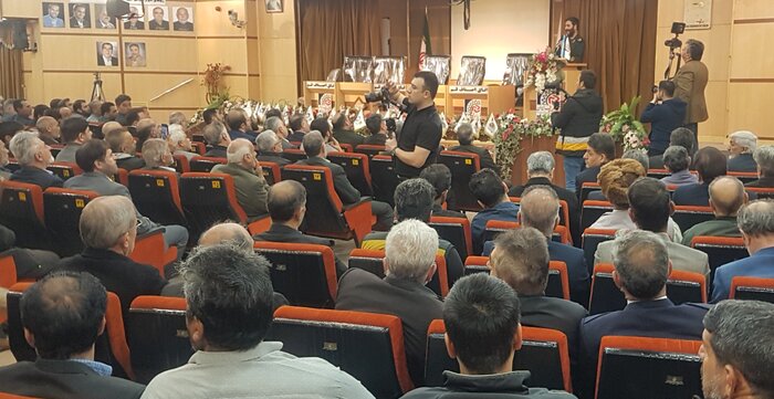 مهمترین وظیفه گروههای جهادی، خنثی کردن فشارهای اقتصادی دشمن است