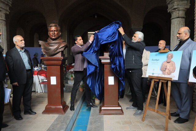 رونمایی از ۲۶ سردیس چهرههای ماندگار پایتخت