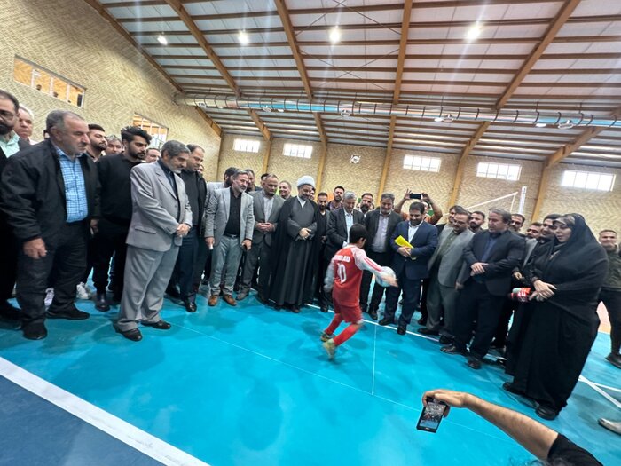 مجموعه ورزشی شهید عباس نیلفروشان در رباط کریم افتتاح شد