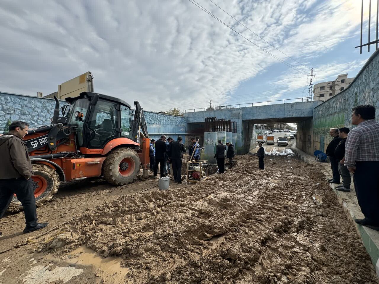 شکستگی خط انتقال آب آشامیدنی اسلامشهر، احتمال افت فشار شکستگی خط انتقال آب آشامیدنی اسلامشهر، احتمال افت فشار