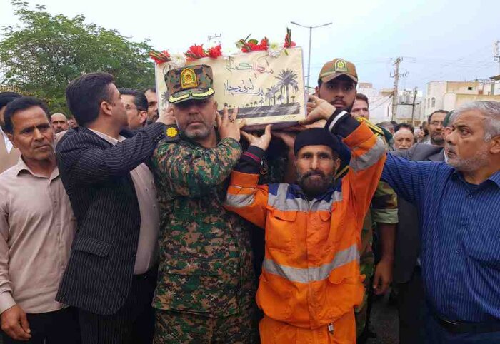 آسمان بوشهر با حضور پنج شهید گمنام عطرآگین شد