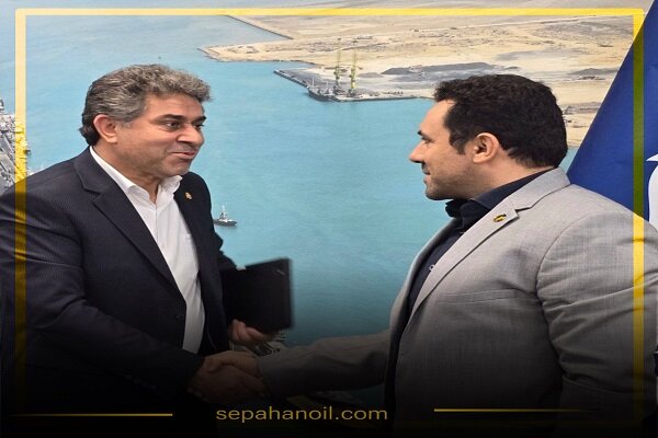 بازدید صبحگاهی مدیران نفت سپاهان از سایت شرکت در پایانه صادراتی بوشهر
