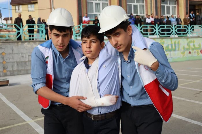 بیش از پنجهزار مدرسه آذربایجانغربی میزبان مانور سراسری زلزله