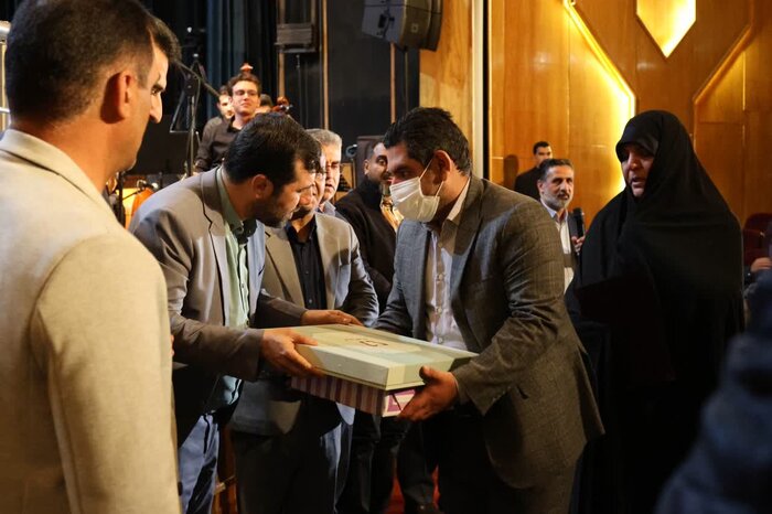طنین سمفونی سردار بیسر به پاسداشت شهید اسکندری در شیراز