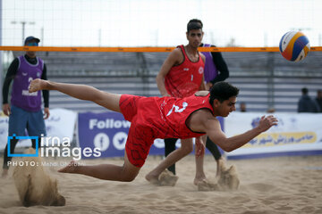 Beach volleyball games of national premier league in northeast Iran