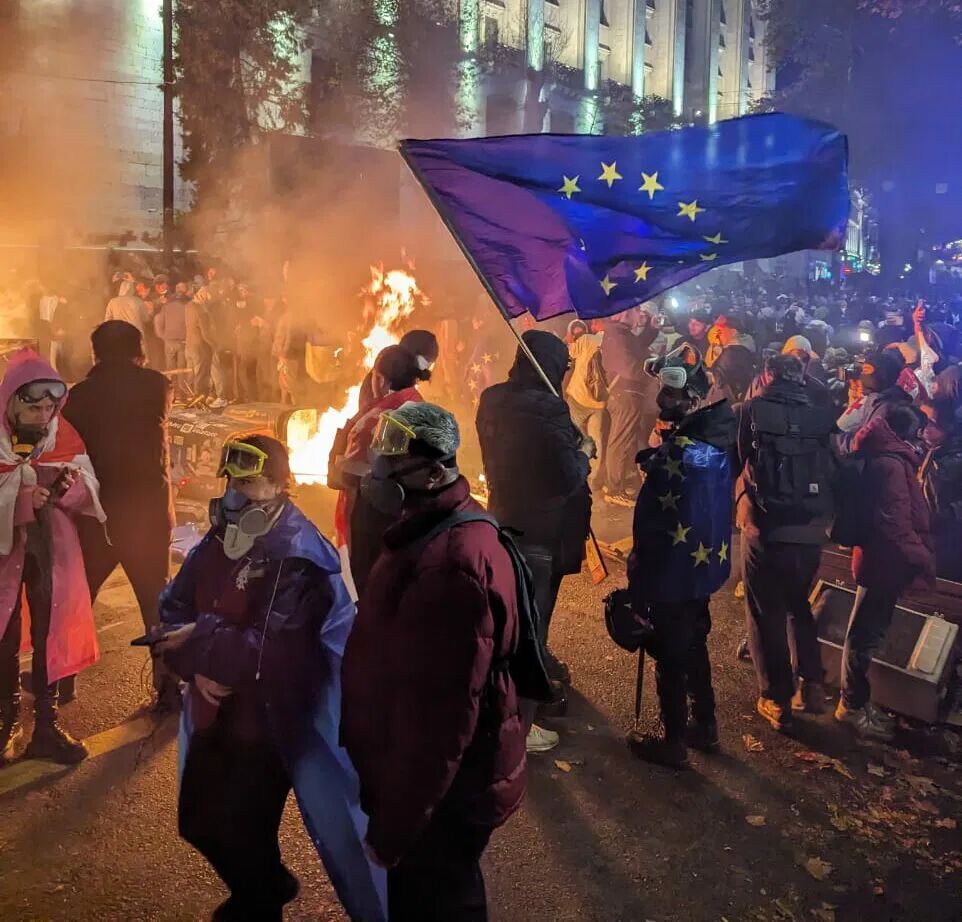 پلیس گرجستان و حامیان پیوستن به اتحادیه اروپا درگیر شدند