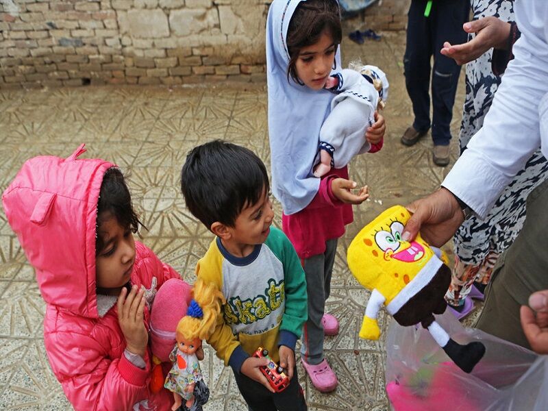 گردهمایی داوطلبان تهرانی/ هر داوطلب لبخندی برای شهر