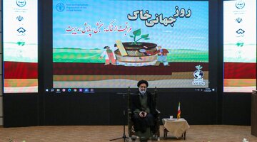 امام جمعه شهرکرد: از اسراف آب و خاک پرهیز شود