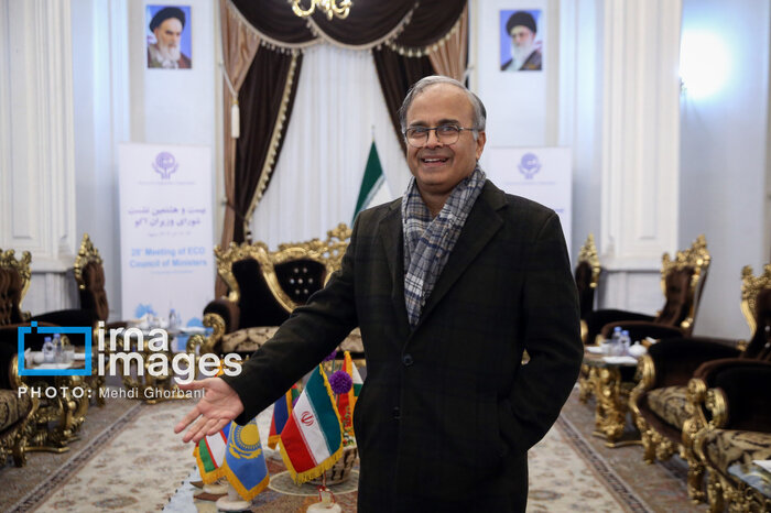 اجلاس اکو در مشهد / تنظیم پیشنویس یک توافق منطقهای در روز نخست