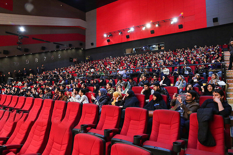 قیمت بلیت سینما افزایش یافت/ میانگین ۸۵ هزارتومانی بلیت در گیشه ۱۴۰۴ قیمت بلیت سینما افزایش یافت/ میانگین ۸۵ هزارتومانی بلیت در گیشه ۱۴۰۴