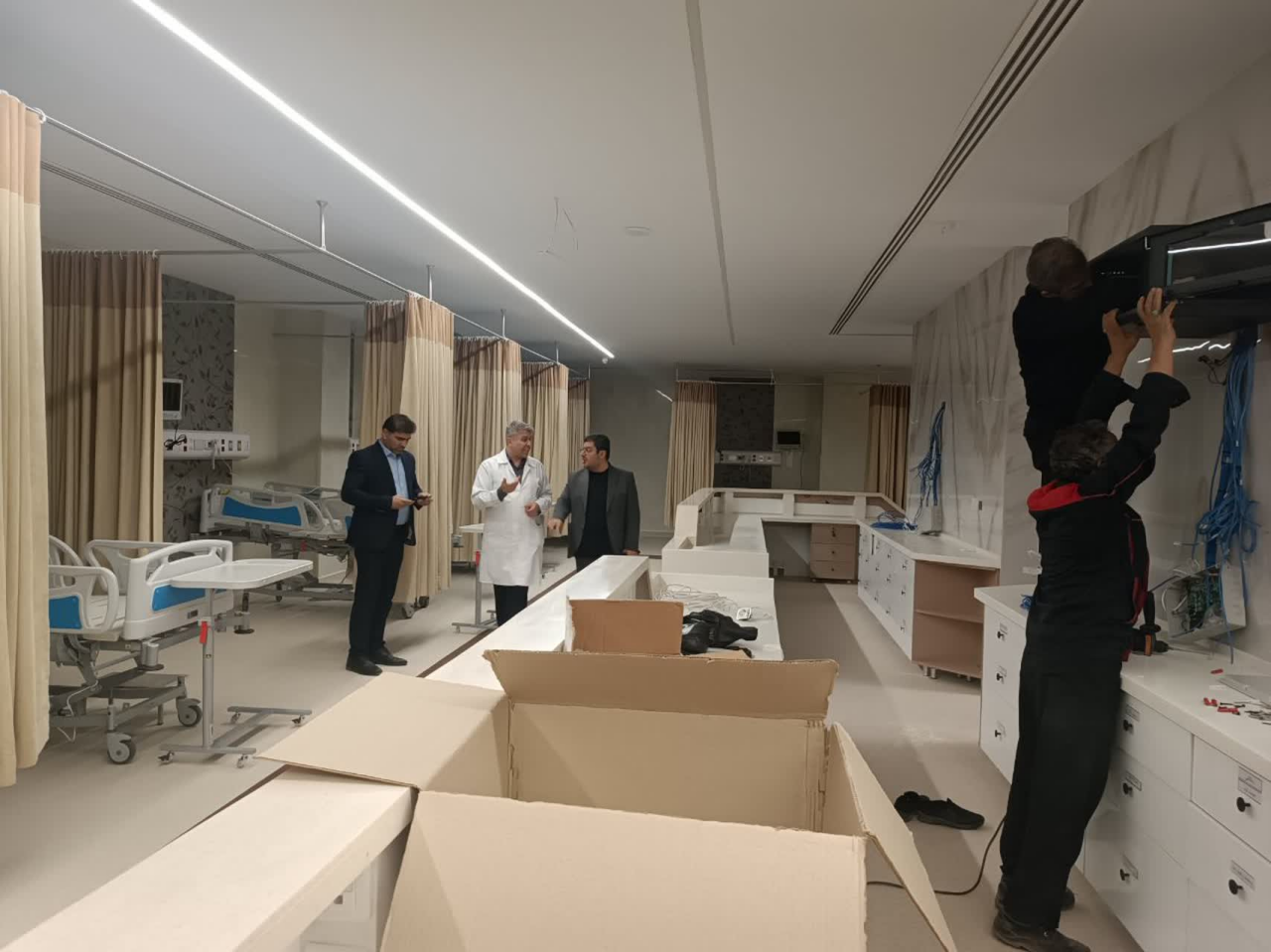 احداث بخش مراقبتهای ویژه بیمارستان فیروزآبادی شهرری با درآمد بیمارستانی