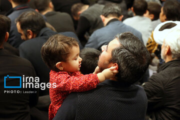 Supreme Leader attends mourning ceremony of Hazrat Fatemeh (PBUH)