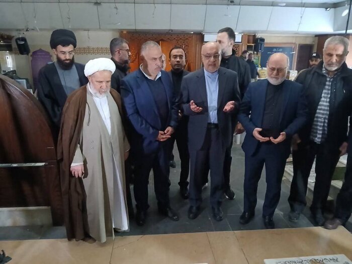 سفیر ایران به محل شهادت سید حسن نصرالله رفت
