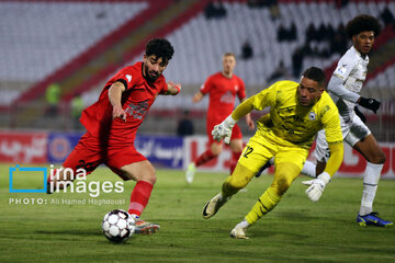 Iran's Pro-League: Tractor vs. Chadormalou