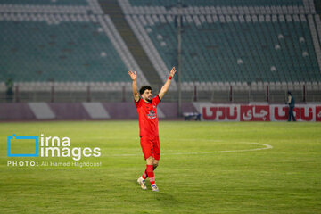 Iran's Pro-League: Tractor vs. Chadormalou