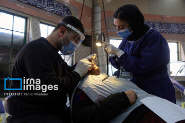 Healthcare personal render voluntary services in northeast Iran