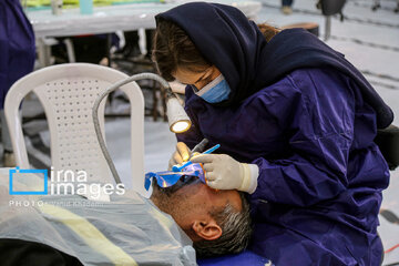 Healthcare personal render voluntary services in northeast Iran