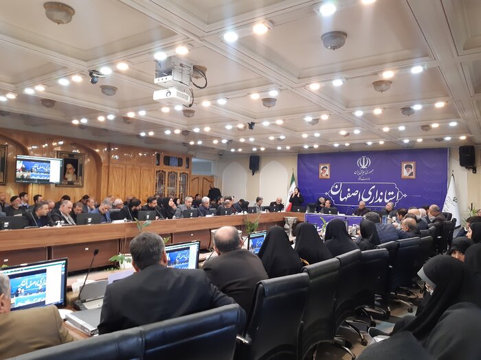 علی ربیعی: برنامه دولت ارتقای سمنها و نهادهای میانجی است