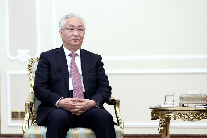 'Iran seriously pursuing implementation of comprehensive agreement with China'