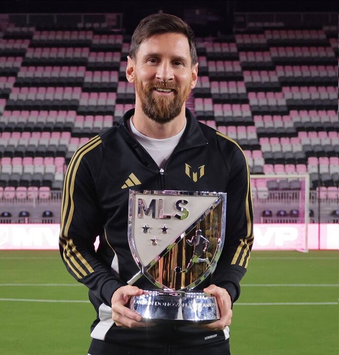 لیونل مسی بازیکن سال MLS شد 3