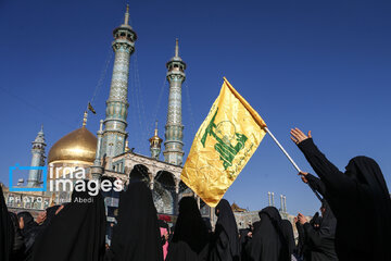 Iranians bid farewell to 300 anonymous martyrs across Iran