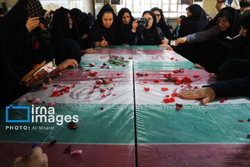 Iranians bid farewell to 300 anonymous martyrs across Iran