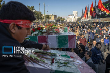 Iranians bid farewell to 300 anonymous martyrs across Iran