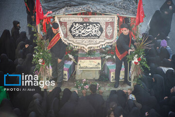 Iranians bid farewell to 300 anonymous martyrs across Iran