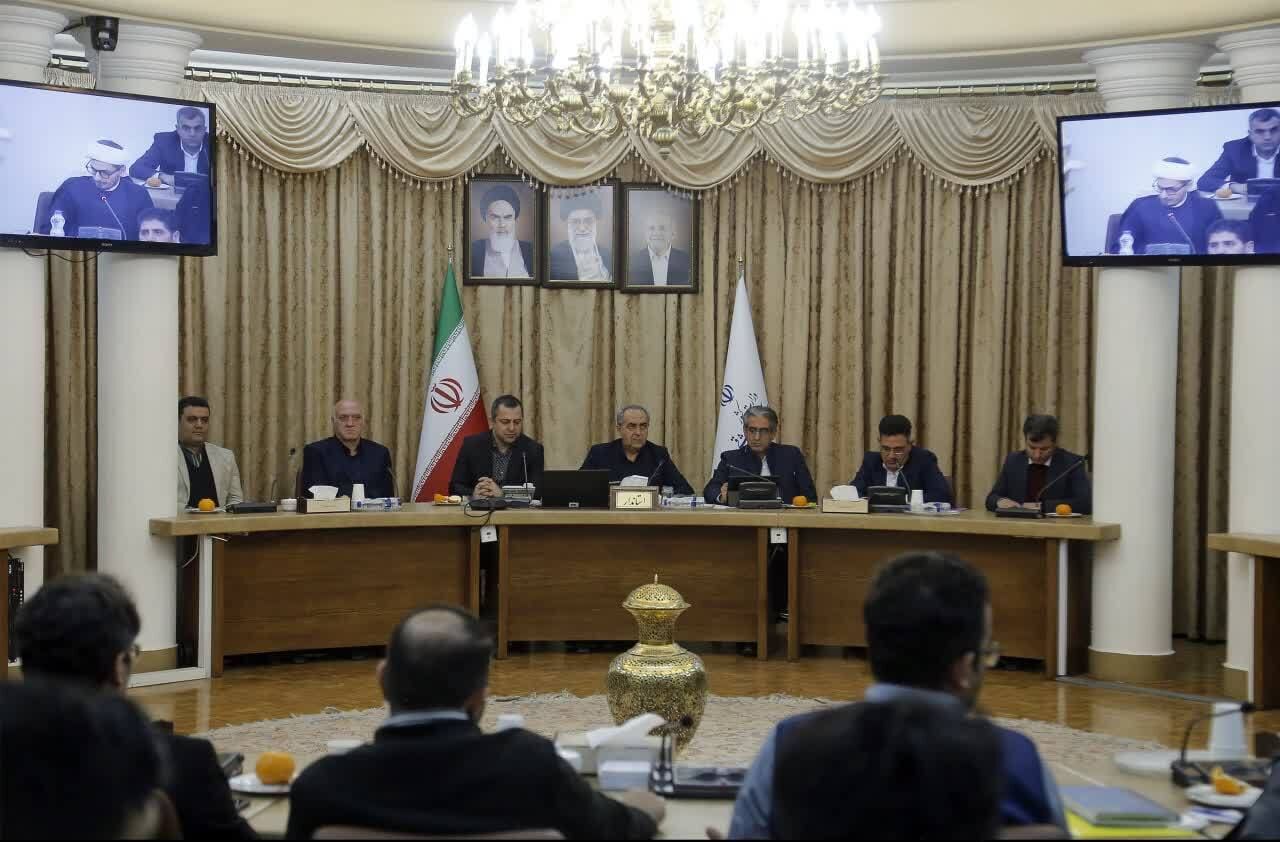 تدوین سند ملی تحول جوانان از برنامه های وزارت ورزش و جوانان است تدوین سند ملی تحول جوانان از برنامه های وزارت ورزش و جوانان است