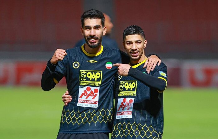 ترکیب احتمالی سپاهان مقابل پرسپولیس؛ استفاده از گزینههای رقیب برای برتری در الکلاسیکو