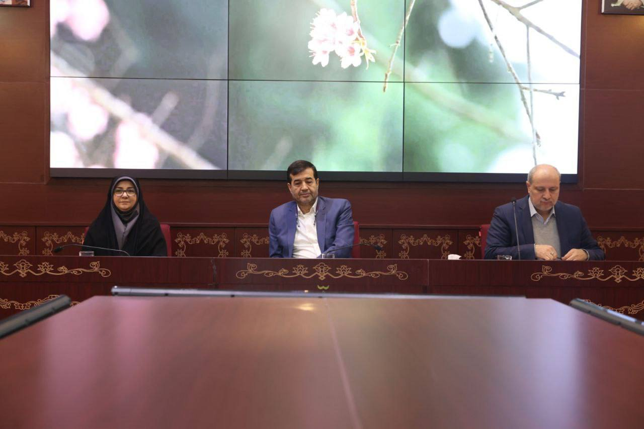 برگزاری نشست تخصصی فدراسیون فوتبال با حضور وزیر ورزش