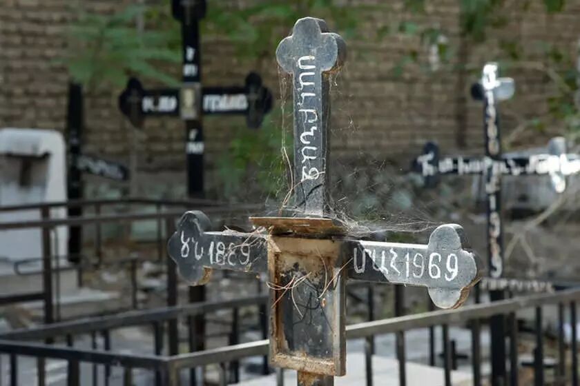 قبرستان دولاب، جایی برای گذر از تاریخ ایران قبرستان دولاب، جایی برای گذر از تاریخ ایران