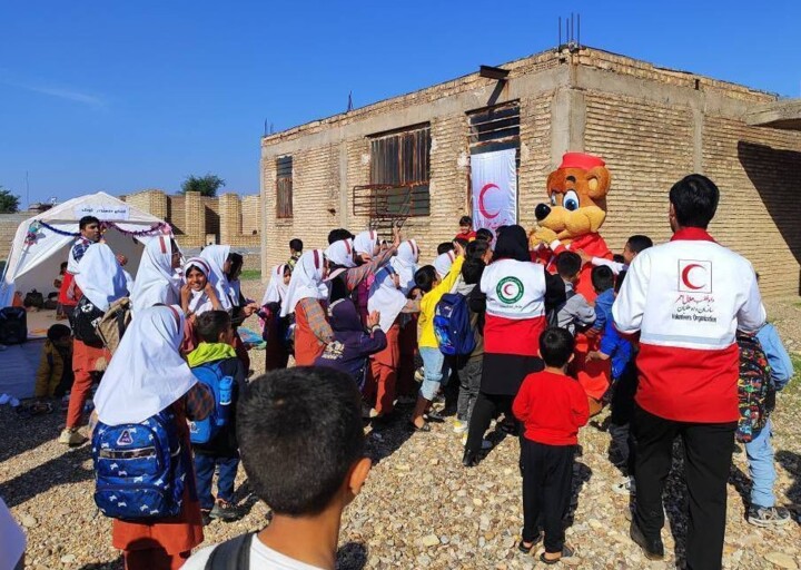 ۱۱ هزار نفر در مناطق محروم ایلام از خدمات کاروان سلامت هلال احمر بهرهمند شدند