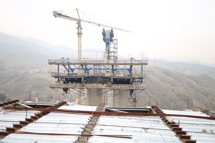 بازدید وزیر کشور از پروژه آزاد راه شهید سلیمانی در البرز