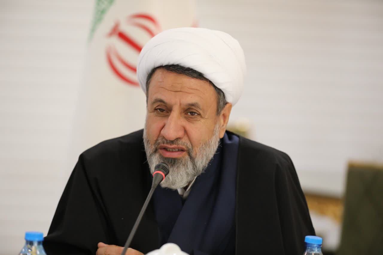 امام جمعه کرمان: واگذاری مدیریت ناترازی انرژی به استان‌ها نارضایتی را کاهش می‌دهد