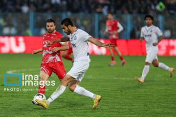 Iran’s Premier League; Persepolis vs. Malavan