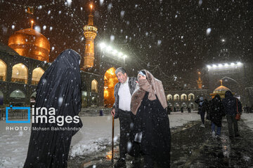 Snowfall starts in northeast Iran