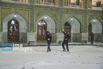 Snowfall starts in northeast Iran