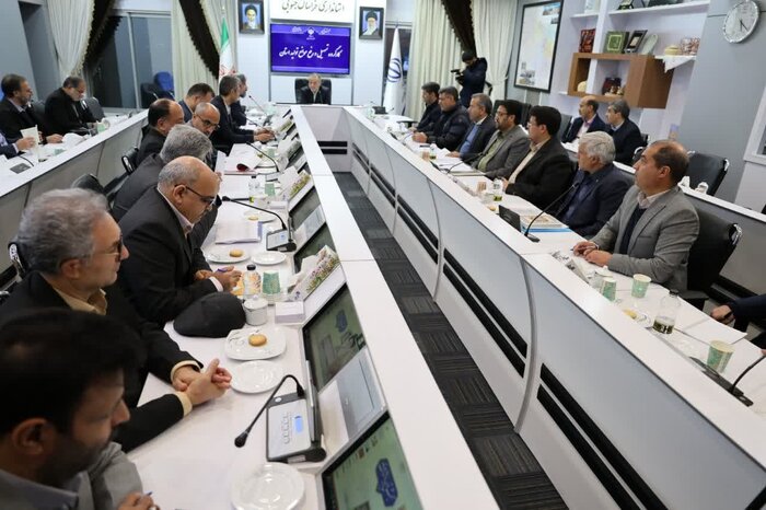 استاندار خراسان جنوبی: تمام قد از واحدهای تولیدی استان حمایت میکنیم