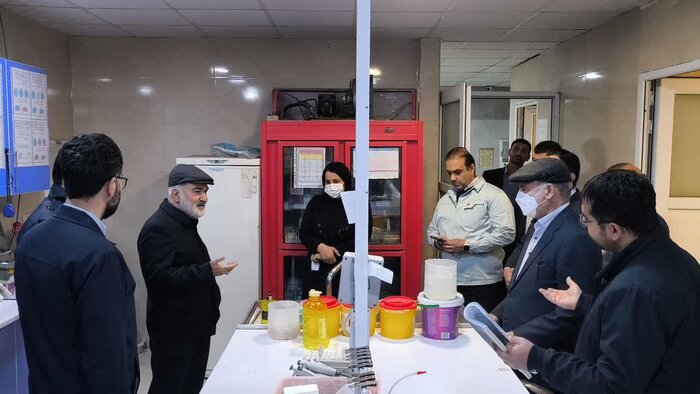 بررسی وضعیت بهداشت و درمان مناطق کم برخوردار اهواز در بازدید میدانی استاندار خوزستان