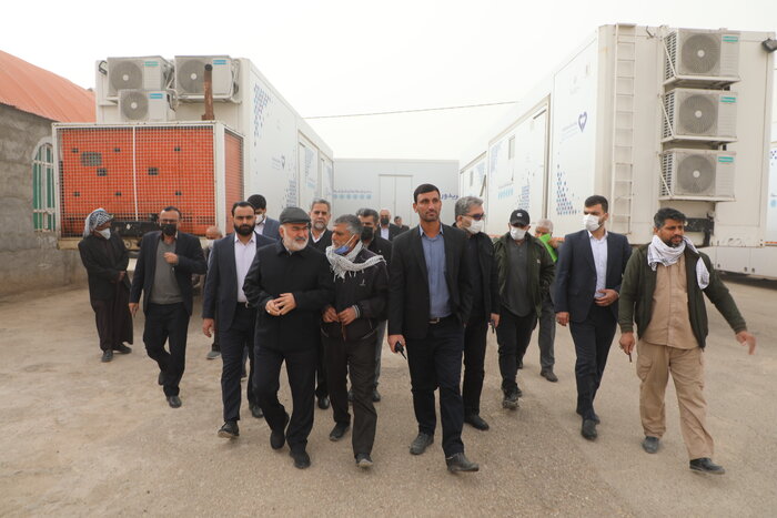 بررسی وضعیت بهداشت و درمان مناطق کم برخوردار اهواز در بازدید میدانی استاندار خوزستان