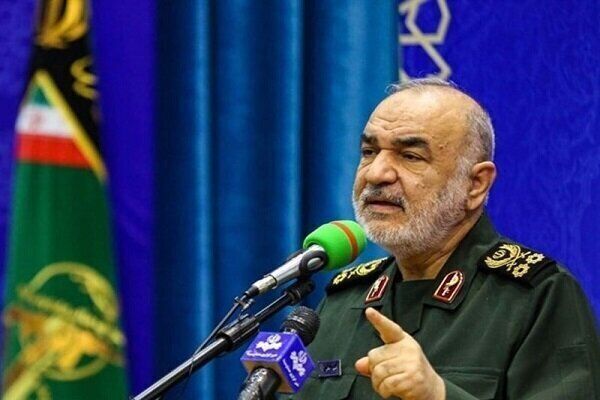 IRGC chief warns Zionists of paying heavy price over Syria attacks