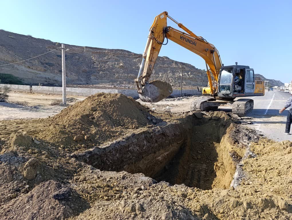 مسیر اصلی روستای پزم تیاب تا ساحل دریای عمان ساماندهی می‌شود