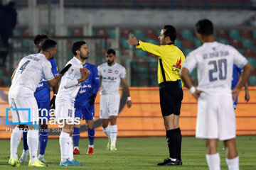 Iran Premier League: Esteghlal vs. Gol Gohar Sirjan