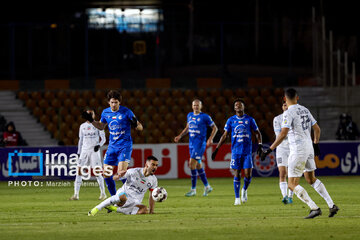 Iran Premier League: Esteghlal vs. Gol Gohar Sirjan