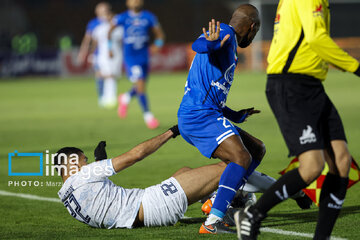 Iran Premier League: Esteghlal vs. Gol Gohar Sirjan