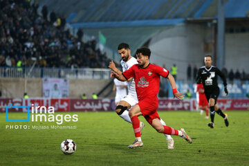 Iran Premier League: Malavan vs. Tractor