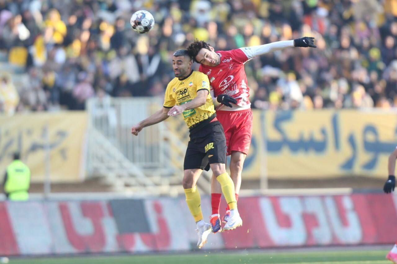 عذرخواهی مدافع پرسپولیس بابت اخراج مقابل سپاهان + عکس عذرخواهی مدافع پرسپولیس بابت اخراج مقابل سپاهان + عکس